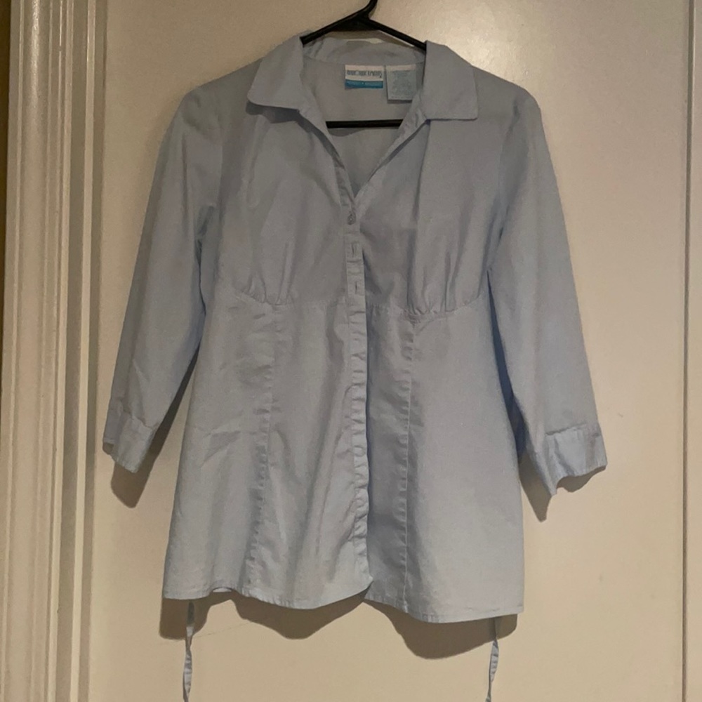Announcements Maternity button down shirt. Size M